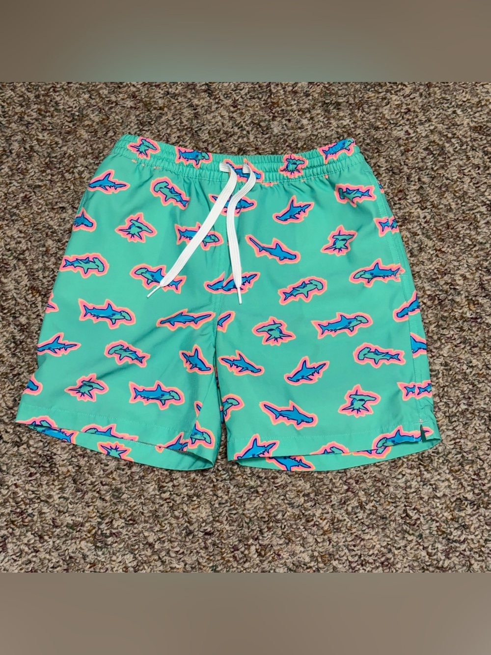 Chubbies Kids boys size medium 10/12 swim trunks Mint Shark Print Swim Trunks